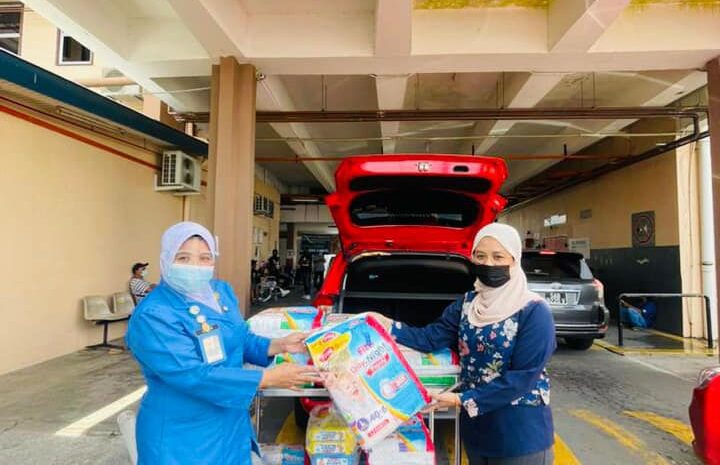  Sumbangan Pampers & Tisu Basah Untuk Wad Pediatrik Hospital Besar Tawau