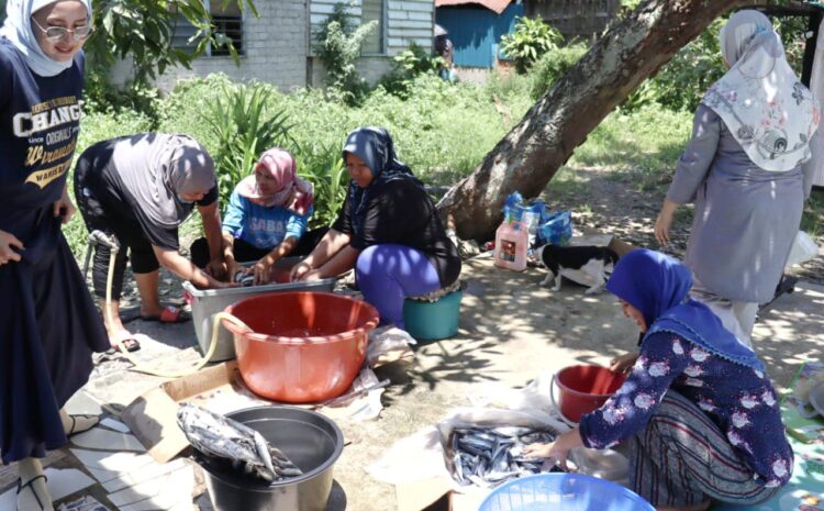  Menyediakan Tapau Makanan Tengahari Bersama Warisan Tawau