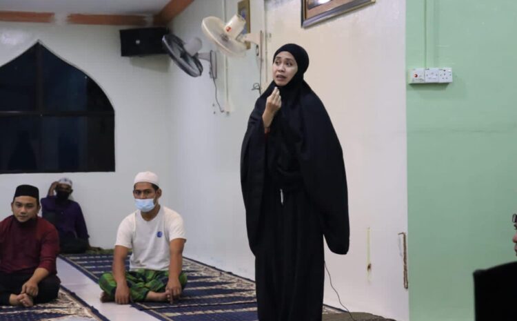  Sungkai Dan Tarawih Di Masjid Amal Ma’ruf Kg Sentosa Blok 4