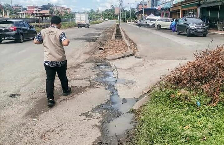  Aduan Kerosakan Jalan Raya Di Taman Univilla