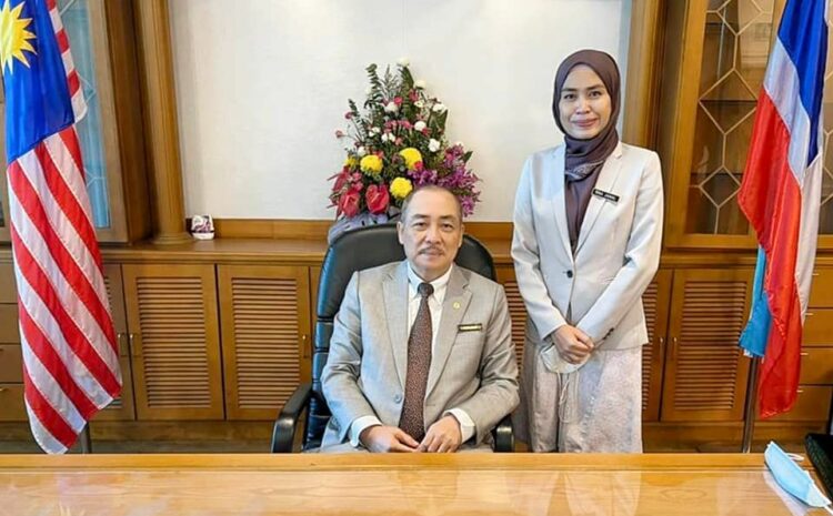  Mengadakan Pertemuan Dengan Pemimpin Negeri Sabah