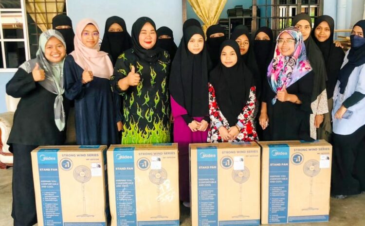  Skuad Wanita Harapan Bantu Pelajar Madrasah