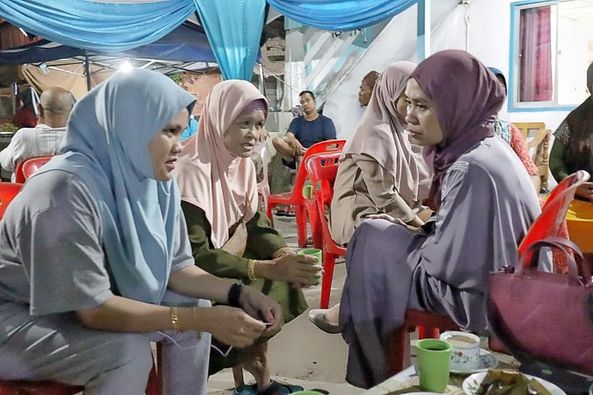  Menghadiri Kenduri Aqiqah di Kg Jawa