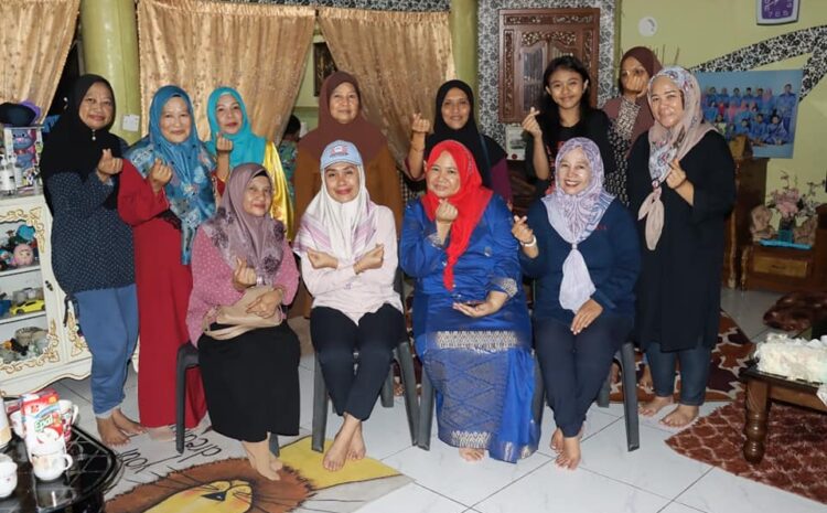  Bersama Penduduk Muhibbah Bal