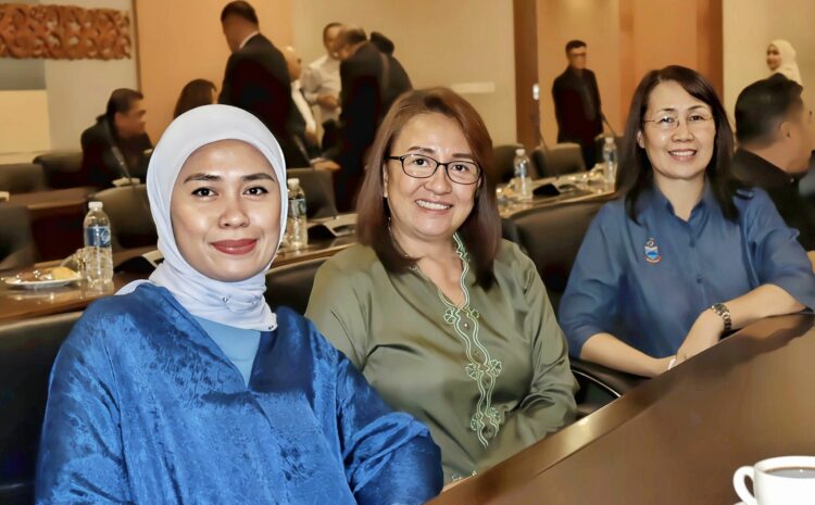  Pemerkasaan Wanita Dalam Kabinet Sabah