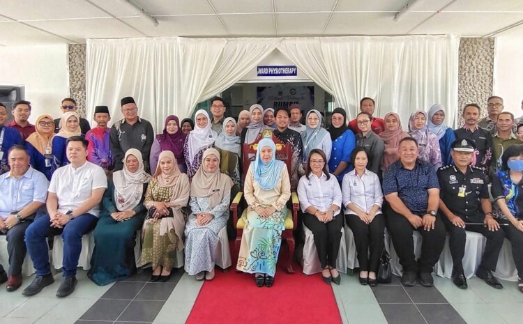  Program Bersama Toh Puan Hajah Norlidah R.M Jasni Di Rumah Orang Tua, Air Panas, Tawau