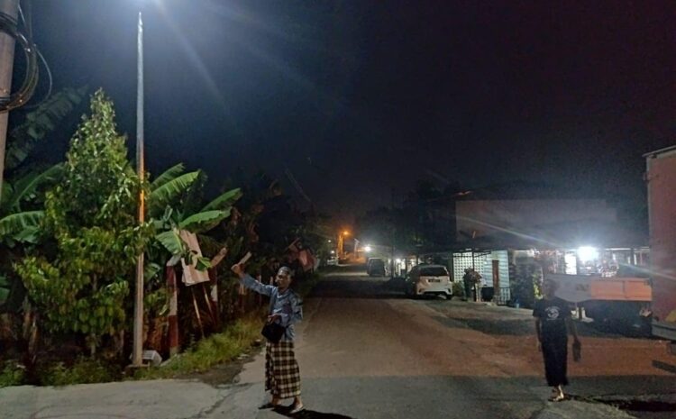  Kawasan Gelap Berbahaya Yang Dikenal Pasti Telah Siap Dipasang Lampu Solar