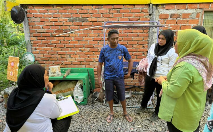  Menyantuni Warga Kg Sentosa Blok 5