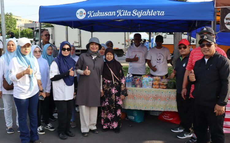  Kadang Laku Kadang Tidak Tetapi Makcik Tetap Bersyukur
