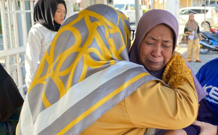  Menziarahi Keluarga Almarhum PPP Muhd Ihsan Arsjad
