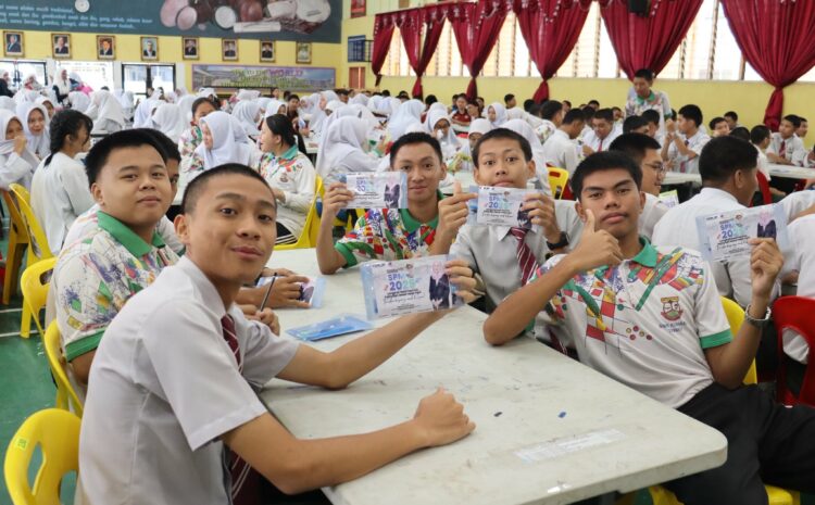  Sumbangan SPM Kit untuk Pejuang Ilmu