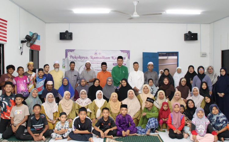  Pokok Nya Ramadan Kareem Masjid Al Falah, Kg Sentosa Blok 5