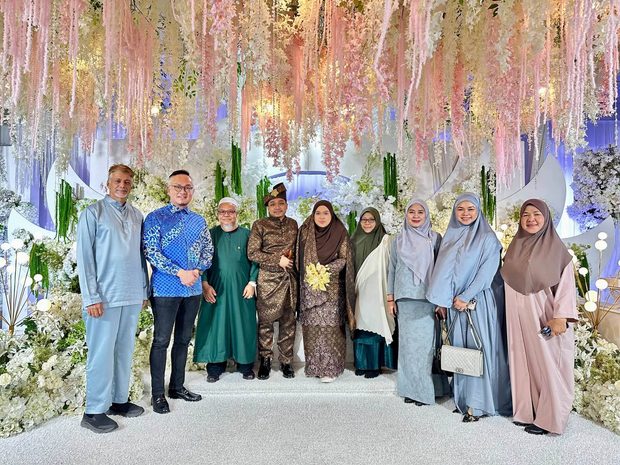  Moment-Moment Bersama Keluarga
